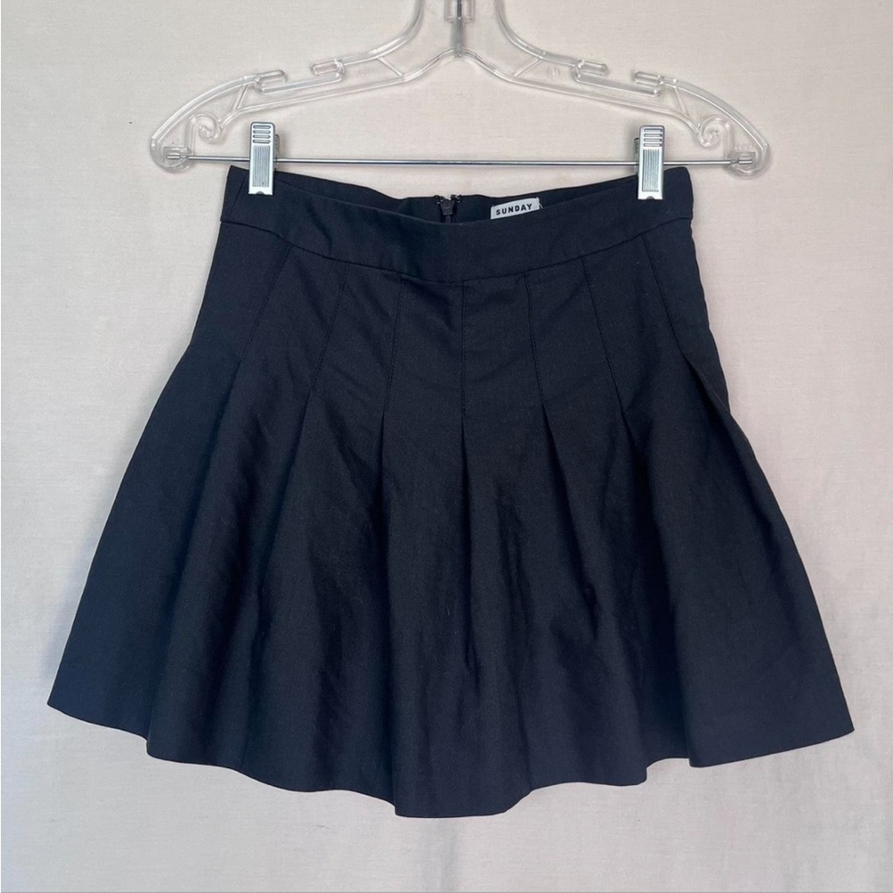 Aritzia Sunday Best OLIVE SKIRT in black